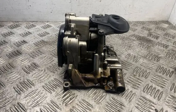 Mini Cooper Countryman R60 Oil pump 7823007