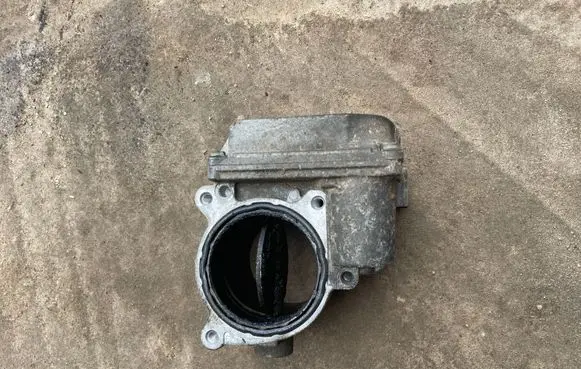 Audi A6 S6 C6 4F Throttle valve