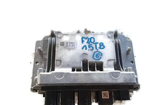 BMW 1 F20 F21 Engine control unit/module ECU 8652170-01 8652170 170036579