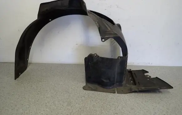 Mitsubishi Colt Front arch 