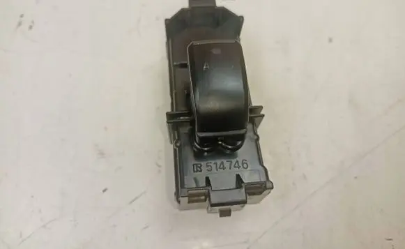 Toyota Avensis T220 Electric window control switch