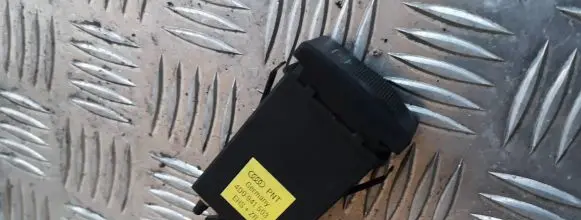 Audi A4 S4 B5 8D Windscreen/window heater switch 4d0941503