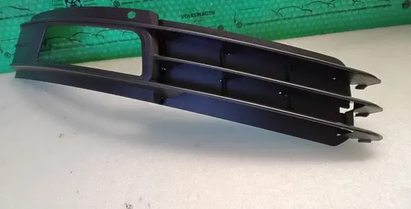 Audi A6 S6 C6 4F Front bumper lower grill 4F0807682 4F0807682P