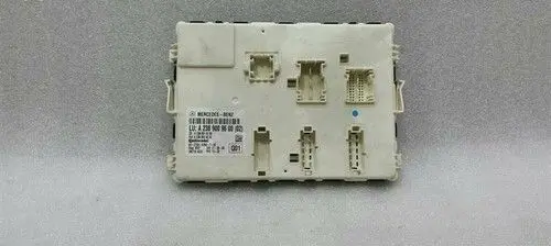 Mercedes-Benz E W238 Rear window lifting mechanism without motor A2389009600
