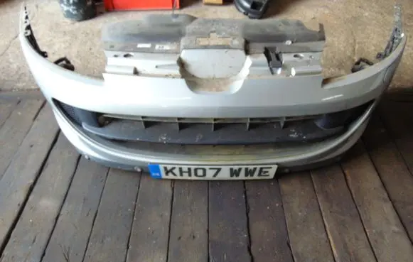 Peugeot 407 Front bumper