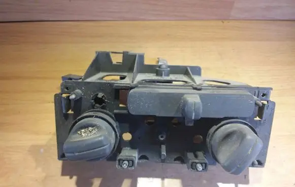 Fiat Punto (176) Climate control unit 100140600
