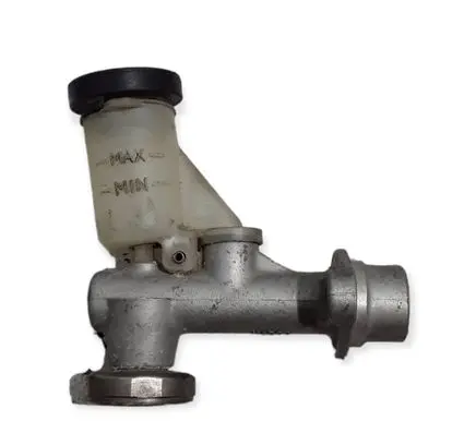 Nissan Patrol Y61 Clutch slave cylinder 