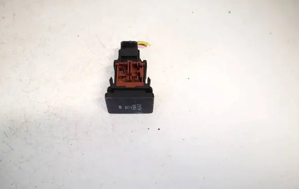 Toyota RAV 4 (XA30) Windscreen/window heater switch 15b116