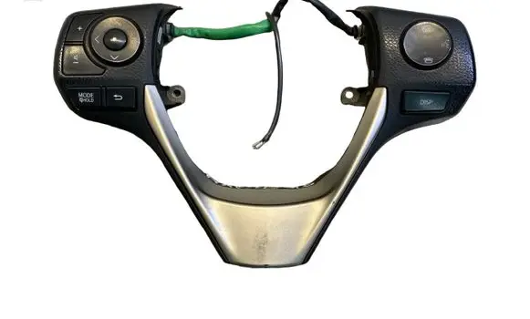 Toyota RAV 4 (XA40) Steering wheel buttons/switches 75E566