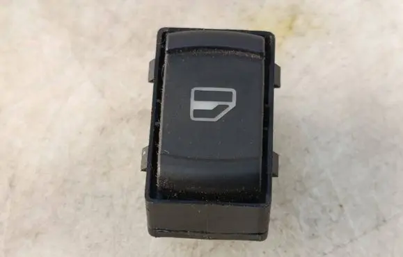 Volkswagen PASSAT B5.5 Electric window control switch 1J0959855