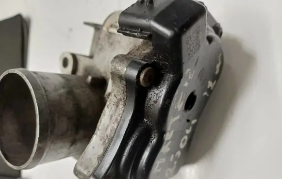 Renault Master III Throttle valve 8200987453