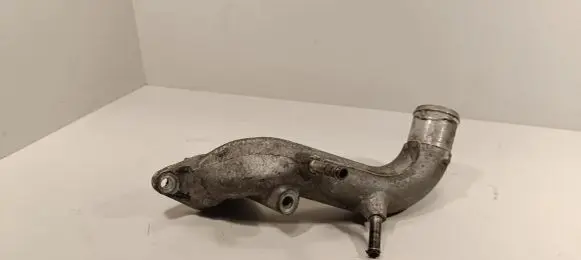 Nissan Navara D40 Engine coolant pipe/hose