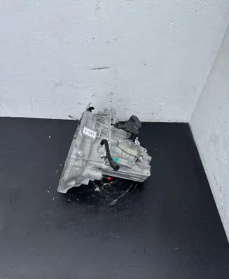 Dacia Sandero III Manual 6 speed gearbox 320107520R JT4004 321016599R