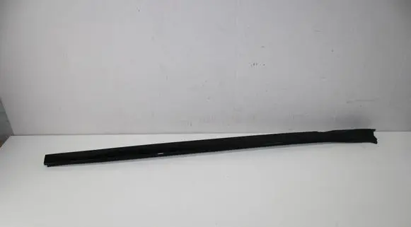 BMW X7 G07 Windshield trim 7434873