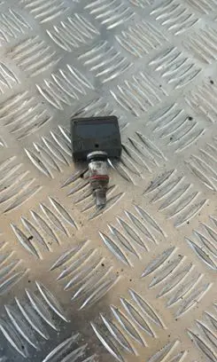 Renault Laguna II Tire pressure sensor 8200086582