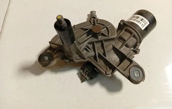 Citroen C4 I Picasso Wiper motor 53630347