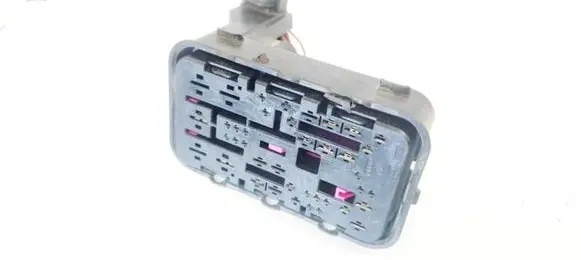 Skoda Octavia Mk2 (1Z) Fuse box set 1K0937700A