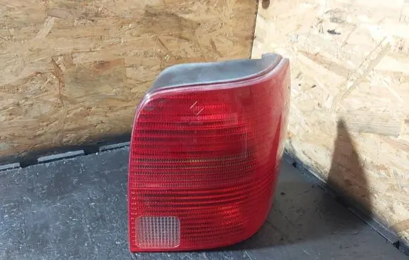 Volkswagen PASSAT B5 Rear/tail lights 3B9945112F