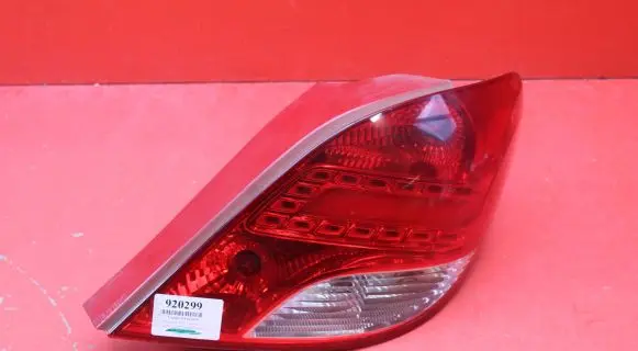 Peugeot 207 CC Rear/tail lights 9686565980-00