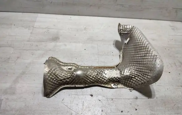 Peugeot 308 Heat shield in engine bay 9674195280
