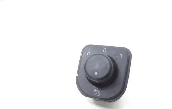 Volkswagen PASSAT B6 Wing mirror switch 1K0959565F