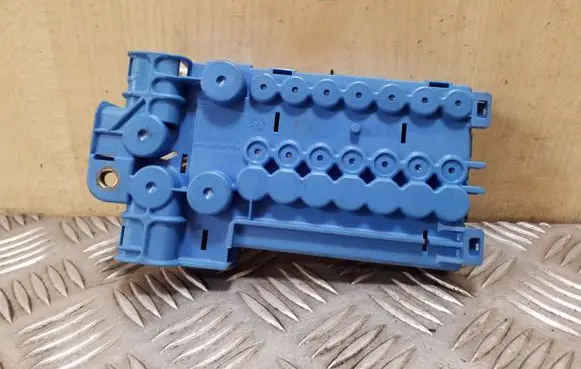 BMW X5 E53 Fuse module 8387543 6924976