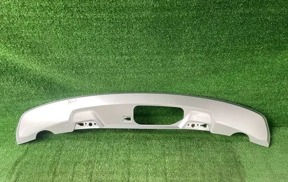 Volvo XC40 Front bumper lip 