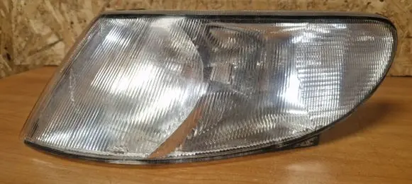 Saab 9-3 Ver1 Front indicator light 087721504