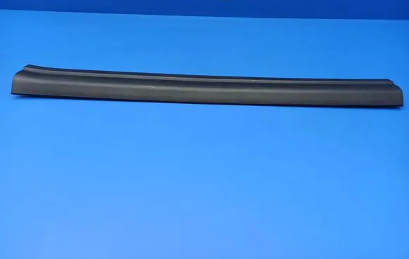 BMW Z4 E85 E86 Front sill trim cover 7016799 77931710 5147701679903