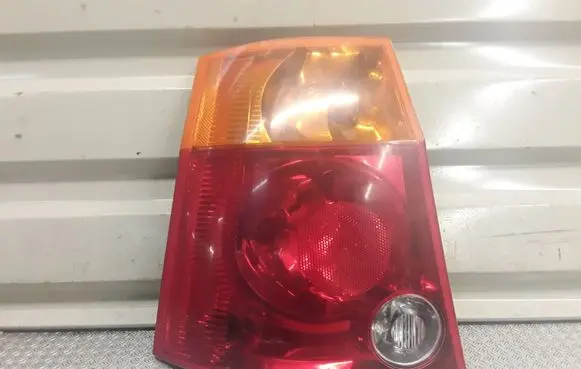 Chrysler Pacifica Rear/tail lights 