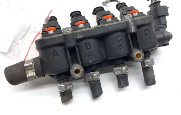 Opel Astra J LP gas injector 67R010233