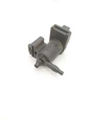 Mercedes-Benz C W203 Vacuum valve A2035000178