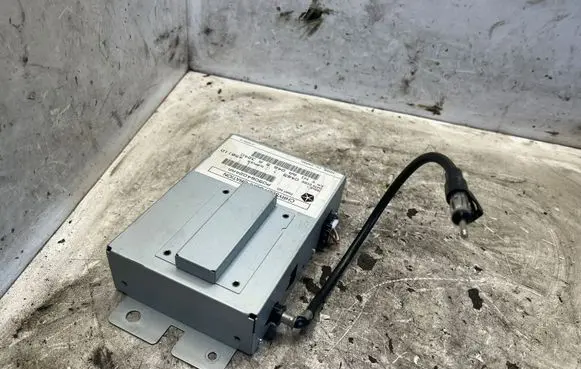 Chrysler 300 - 300C GPS navigation control unit/module P05064024AA