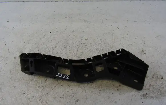 Volkswagen Touran II Rear bumper mounting bracket 5TA807393
