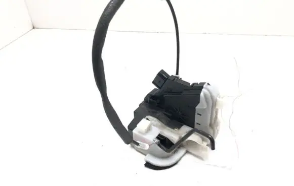 Hyundai i20 (GB IB) Front door lock 81310-C8020