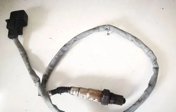 Mercedes-Benz E W211 Lambda probe sensor 0025401817