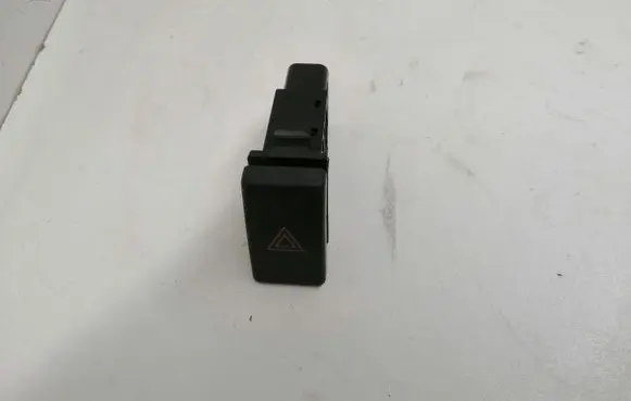 Toyota Avensis T250 Hazard light switch 157963 TR9503