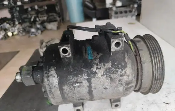 Audi A6 S6 C5 4B Air conditioning (A/C) compressor (pump) 8D0260805 969J758937 506001078