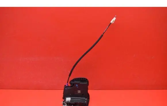 Opel Insignia A Front door lock 13597534
