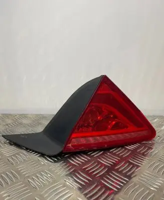 Audi A7 S7 4G Tailgate rear/tail lights 4G8945094A