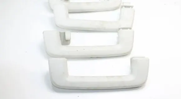 Ford Focus A set of handles for the ceiling 