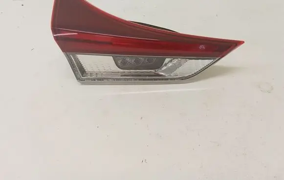 Toyota Auris E180 Tailgate rear/tail lights 02344