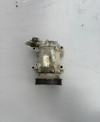 Renault Kangoo II Air conditioning (A/C) compressor (pump) 8200953359