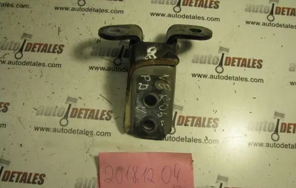 Toyota Corolla Verso AR10 Front door upper hinge