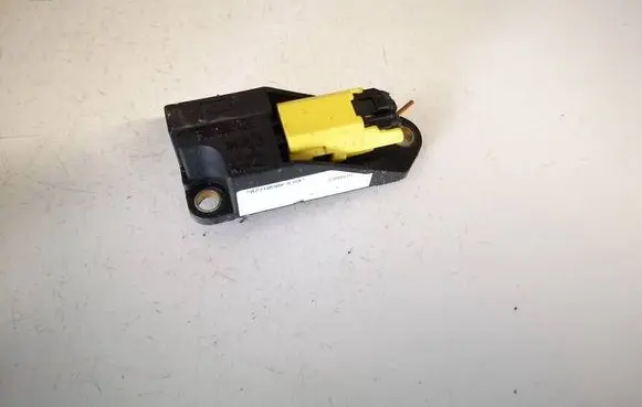 Volkswagen Bora Airbag deployment crash/impact sensor 6q0909606 5wk42895