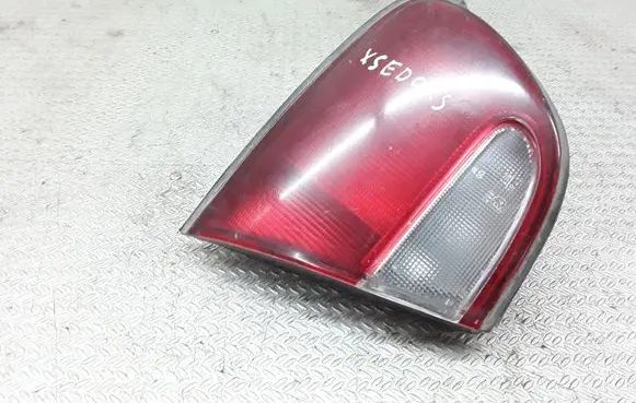 Mazda Xedos 6 Tailgate rear/tail lights 0431413L