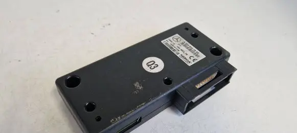 Mercedes-Benz C W205 Other control units/modules A2038202585 1235191J36
