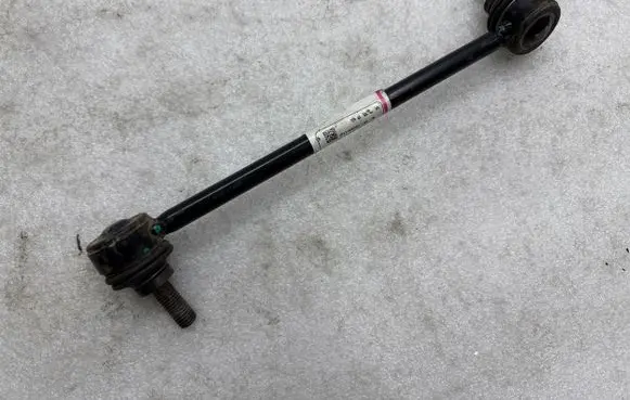 Tesla Model Y Front anti-roll bar/stabilizer link 118839100B C63213570112200