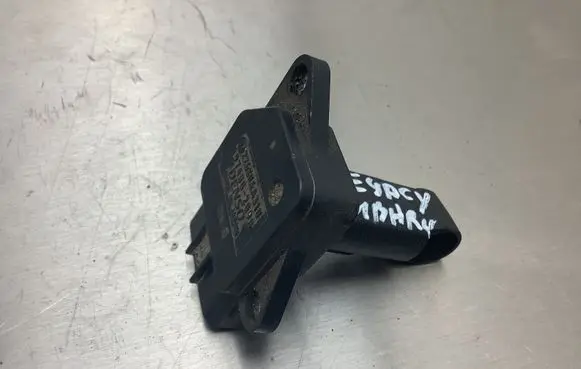 Subaru Legacy Mass air flow meter 22680AA310 1974002090