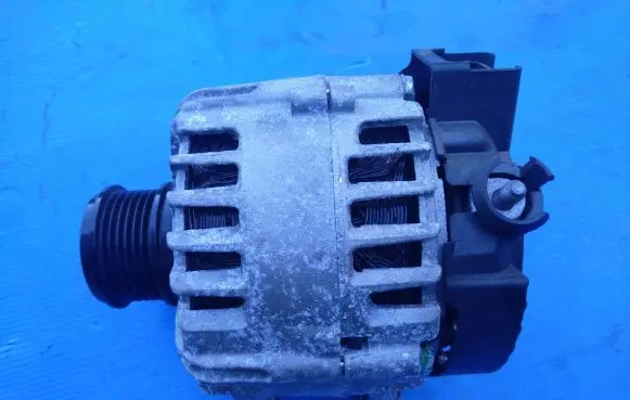 Ford Galaxy Generator/alternator LRA03920